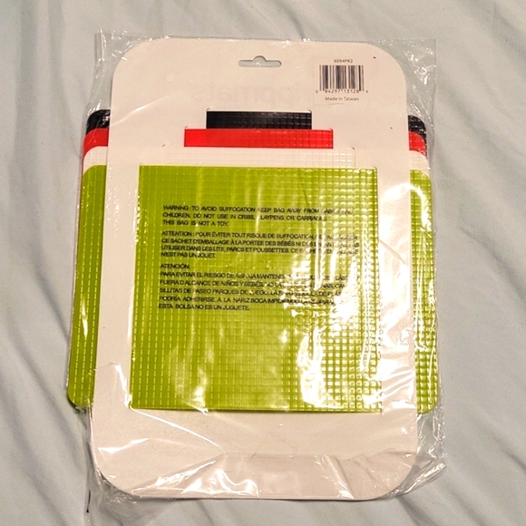 Kitchen cutting mats (small)-Dexas Grippmats 5.5in. x 8in. - Picture 2 of 2